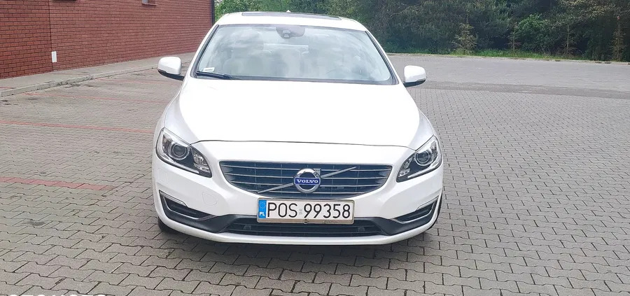 samochody osobowe Volvo S60 cena 53000 przebieg: 86700, rok produkcji 2015 z Raszków